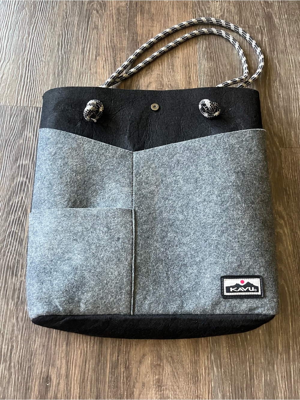 KAVU  Gray and Black Felt Tote Bag